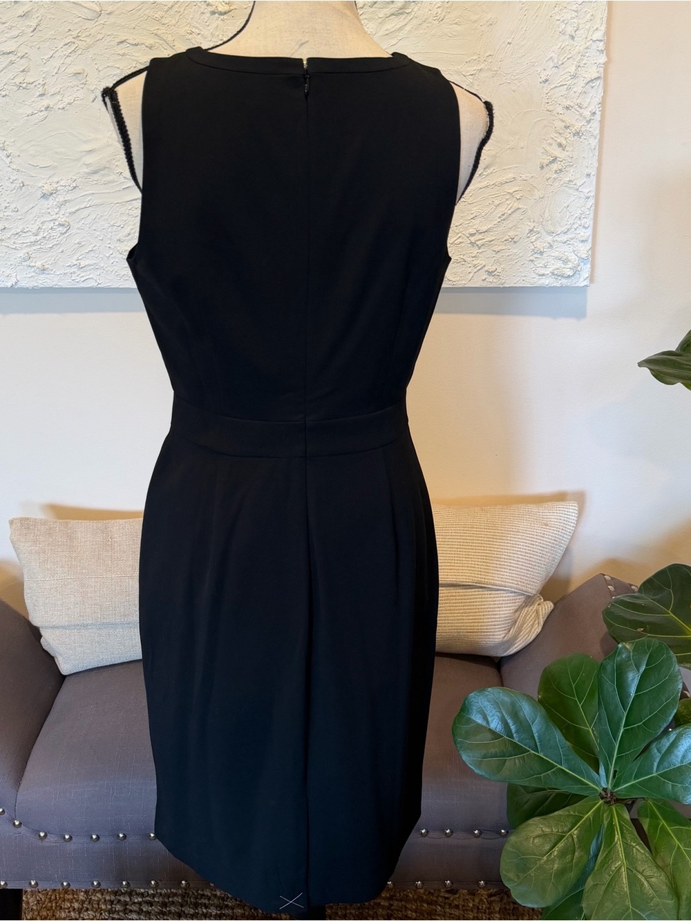 J. Crew Sheath Suiting Dress Four-Season Sleeveless Stretch Black Sz 4 NWOT - Picture 3 of 12